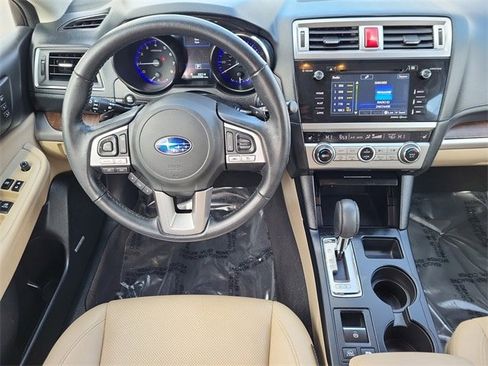 Used 2016 Subaru Outback 2.5i Limited image 11