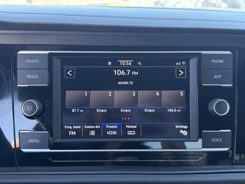 Used 2020 Volkswagen Jetta R-Line w/ R-Line Cold Weather Package image 15