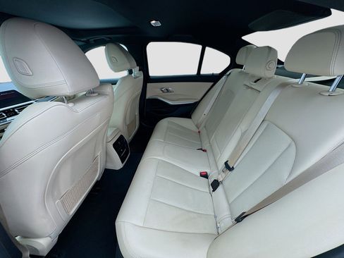 Used 2022 BMW 330i 330i w/ Driving Assistance Package image 16