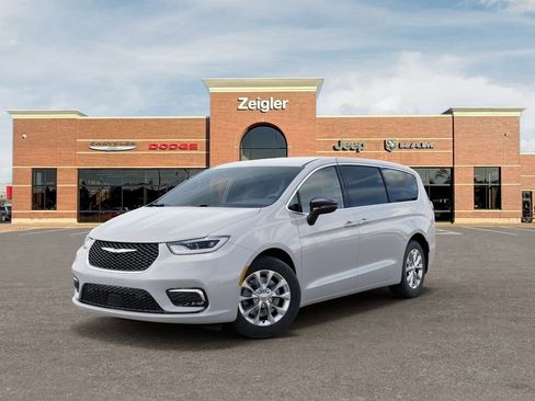 New 2026 Chrysler Pacifica Select AWD/4WD image 1