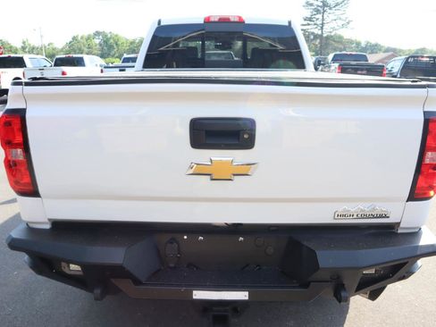 Used 2016 Chevrolet Silverado 2500 High Country w/ Duramax Plus Package AWD/4WD image 8