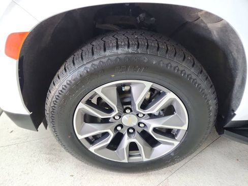 Used 2023 Chevrolet Tahoe LS AWD/4WD image 14