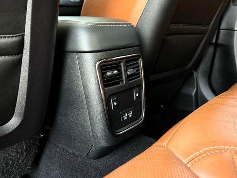 Used 2020 Dodge Charger SRT Hellcat w/ Harman/Kardon Audio Group RWD image 32