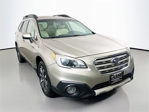 Used 2015 Subaru Outback 2.5i Limited image 1