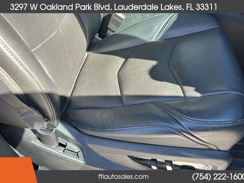 Used 2015 Cadillac Escalade Premium image 57