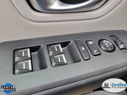 Certified 2023 Honda Pilot LX image 16