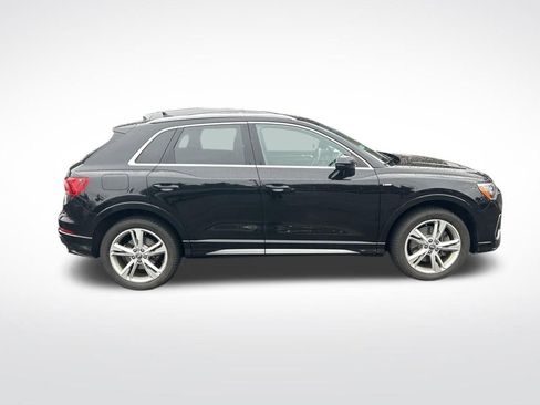 Used 2020 Audi Q3 2.0T Premium w/ Convenience Package image 3