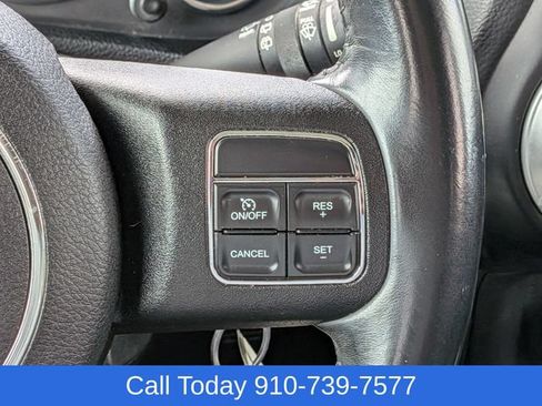 Used 2015 Jeep Wrangler Unlimited Rubicon w/ Dual Top Group AWD/4WD image 19