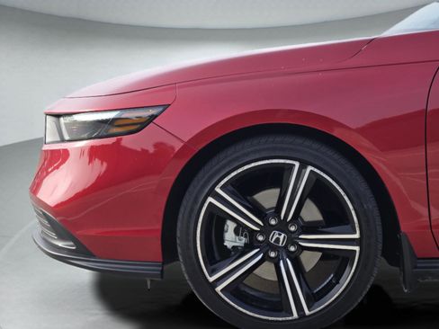 Certified 2023 Honda Accord Sport image 28