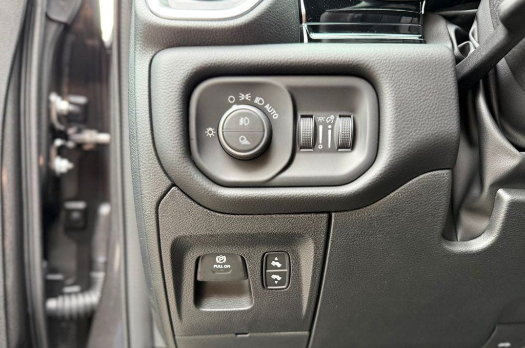 New 2026 RAM 1500 Laramie w/ Night Edition AWD/4WD image 22