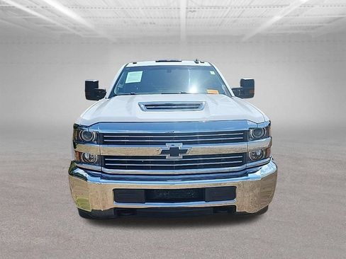 Used 2018 Chevrolet Silverado 3500 W/T w/ WT Convenience Package RWD image 3