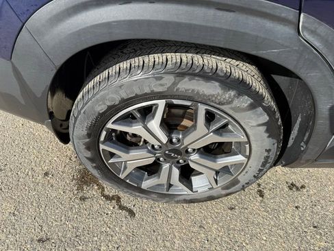 Certified 2023 Kia Seltos EX image 18