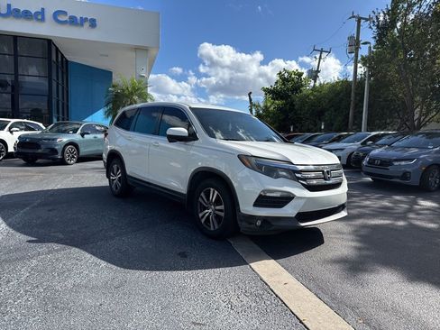 Used 2016 Honda Pilot EX image 3