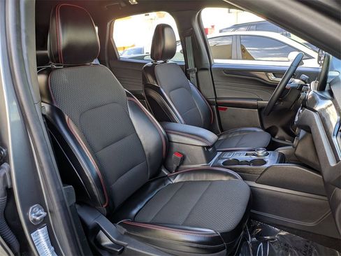 Used 2024 Ford Escape ST-Line image 28