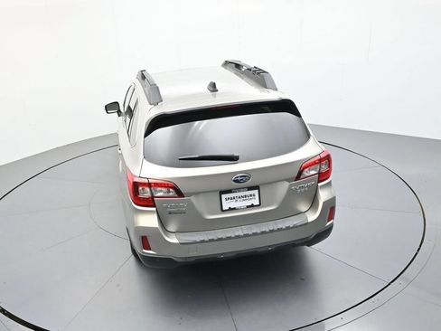 Used 2017 Subaru Outback 3.6R Limited AWD/4WD image 29