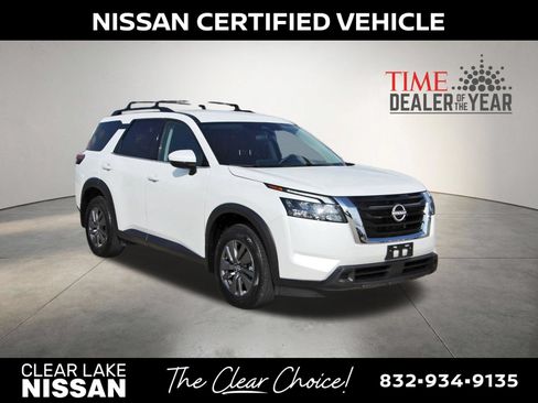 Certified 2025 Nissan Pathfinder SV FWD image 10