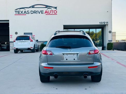 Used 2004 INFINITI FX35 Base Rwd 4dr SUV w/ Technology Pkg image 11