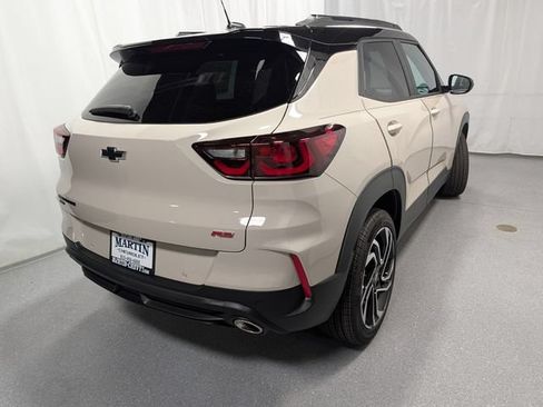 New 2026 Chevrolet TrailBlazer RS w/ Convenience Package AWD/4WD image 3