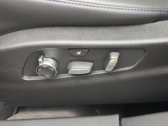 Used 2024 Cadillac XT4 Sport FWD image 22