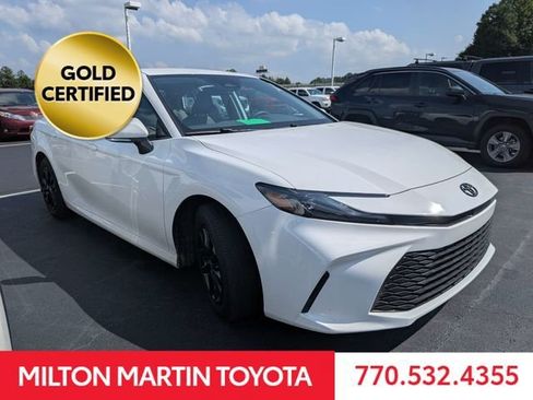 Certified 2025 Toyota Camry LE FWD image 2