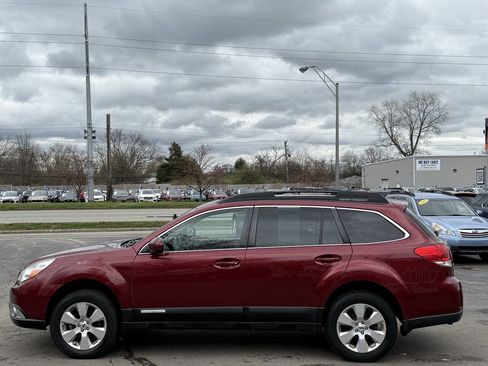 Used 2012 Subaru Outback 2.5i Limited w/ Moonroof Pkg AWD/4WD image 6