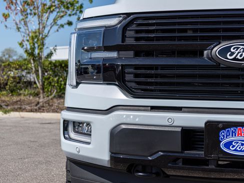 New 2025 Ford F150 Platinum AWD/4WD image 10