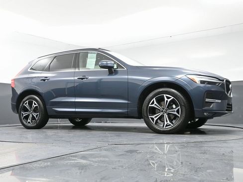 Used 2022 Volvo XC60 B5 Momentum w/ Climate Package image 48