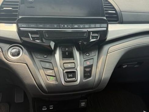 Used 2025 Honda Odyssey EX-L image 4