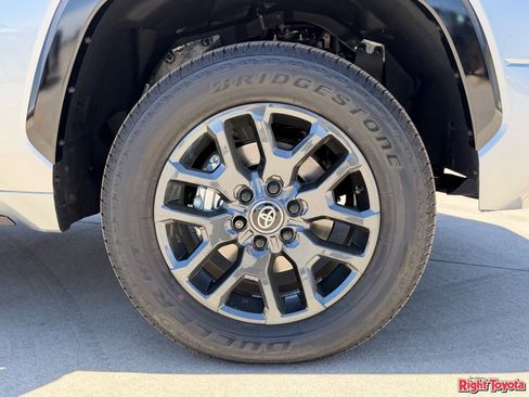 New 2026 Toyota Tundra Platinum AWD/4WD image 11