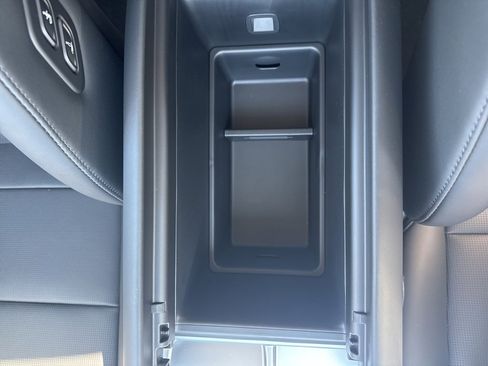 New 2026 Hyundai Ioniq 9 Calligraphy image 16