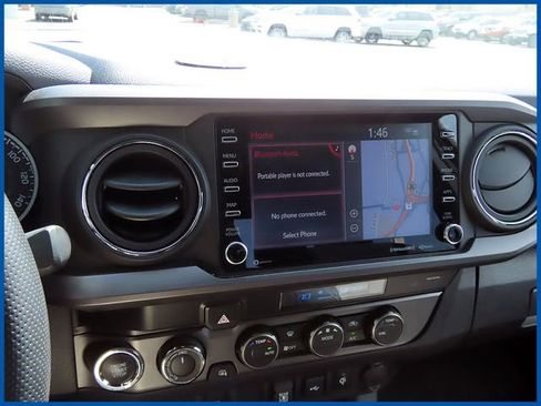 Used 2023 Toyota Tacoma TRD Sport AWD/4WD image 16