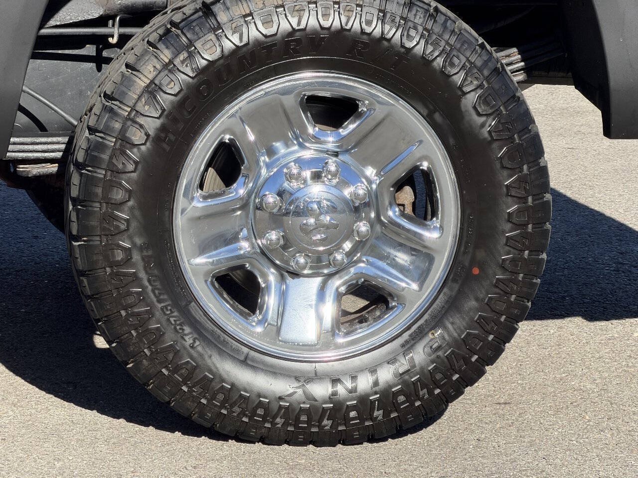 Used 2018 RAM 3500 Tradesman w/ Chrome Appearance Group AWD/4WD image 16