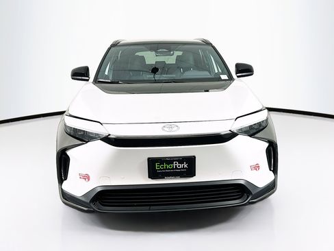 Used 2024 Toyota bZ4X XLE image 2