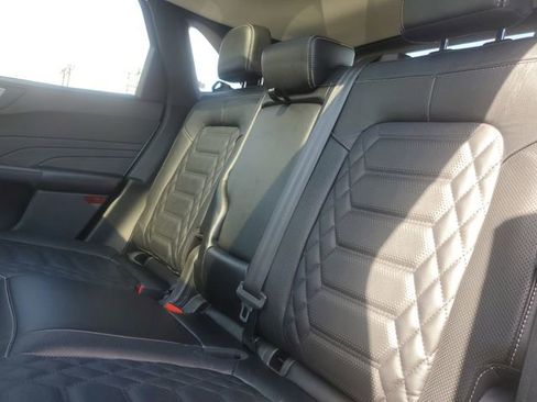 Certified 2023 Ford Escape Platinum w/ Premium Technology Package AWD/4WD image 24