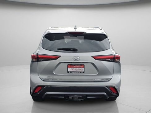 Used 2023 Toyota Highlander Limited image 23