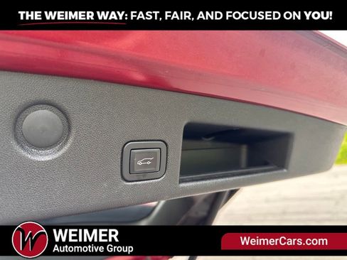 Used 2018 Chevrolet Equinox LT AWD/4WD image 28