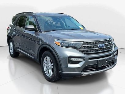 Certified 2023 Ford Explorer XLT w/ Equipment Group 202A