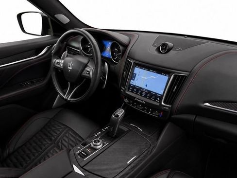 Used 2019 Maserati Levante Trofeo AWD/4WD image 38