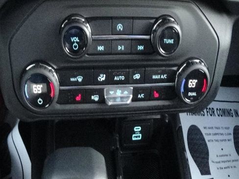 Used 2025 Ford Bronco Big Bend image 28