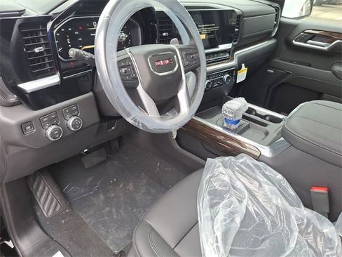 New 2026 GMC Sierra 1500 Elevation image 13