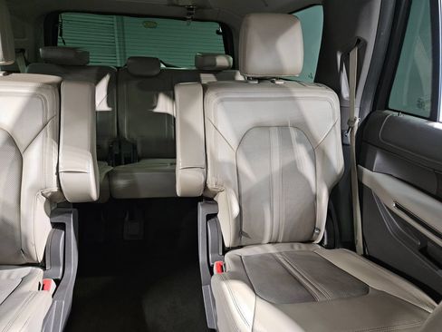 Used 2021 Ford Expedition Limited RWD image 14