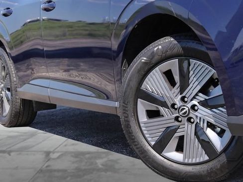 Certified 2025 Nissan Murano SL AWD/4WD image 3