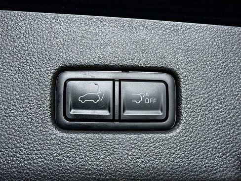 Used 2024 Kia Carnival SX Prestige image 33