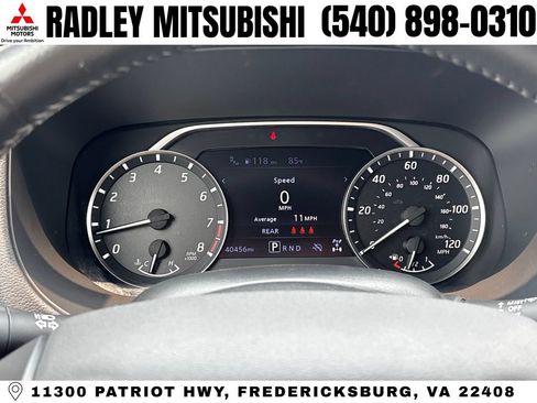 Used 2023 Nissan Frontier SV w/ SV Convenience Package AWD/4WD image 7