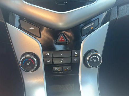 Used 2015 Chevrolet Cruze LT w/ Sun, Sound and Sport Package FWD image 20