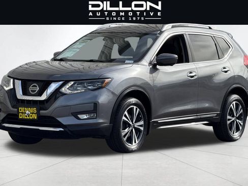 Used 2017 Nissan Rogue SL w/ SL Premium Package AWD/4WD image 8