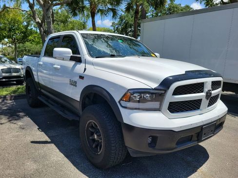 Used 2016 RAM 1500 Laramie RWD image 2