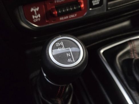 Used 2020 Jeep Wrangler Rubicon image 24