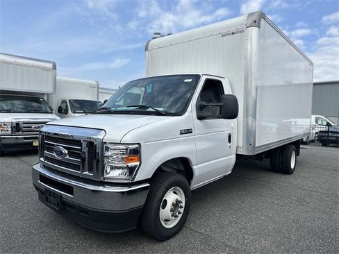 New 2024 Ford E-450 and Econoline 450 Super Duty w/ Power Windows & Locks Group image 87