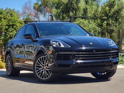 Certified 2023 Porsche Cayenne Coupe AWD/4WD image 9